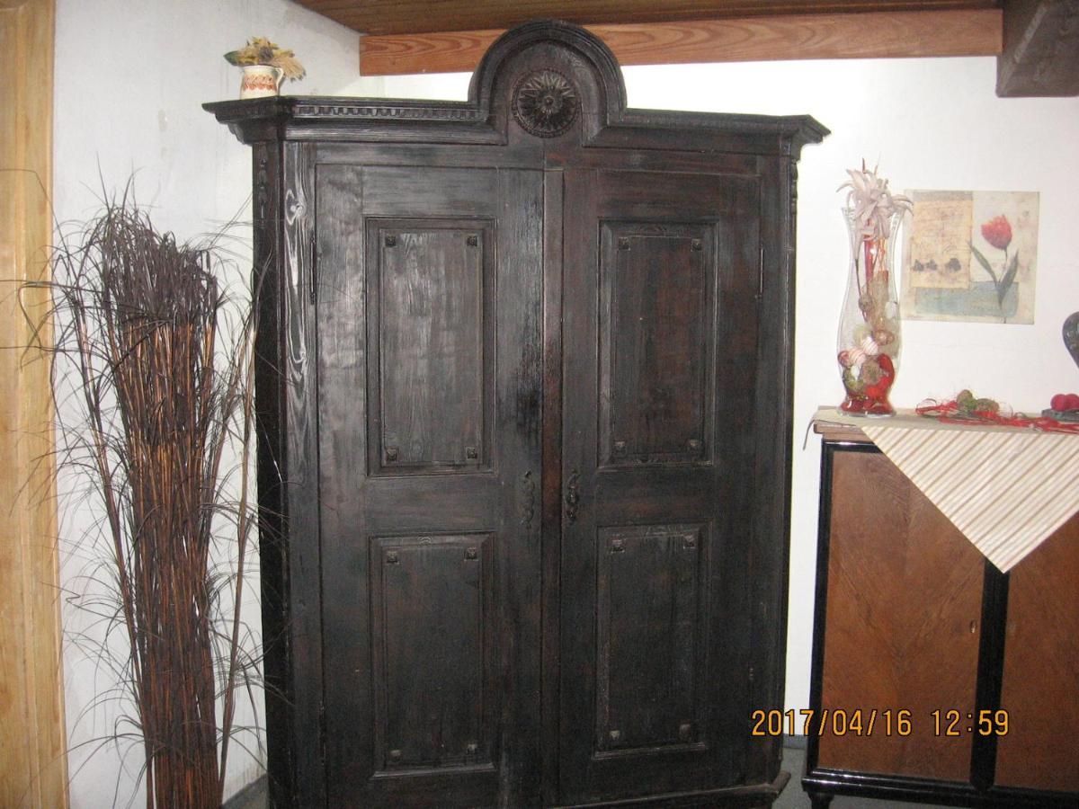 فندق Alte Poststation Goldener Hirsch Emskirchen المظهر الخارجي الصورة